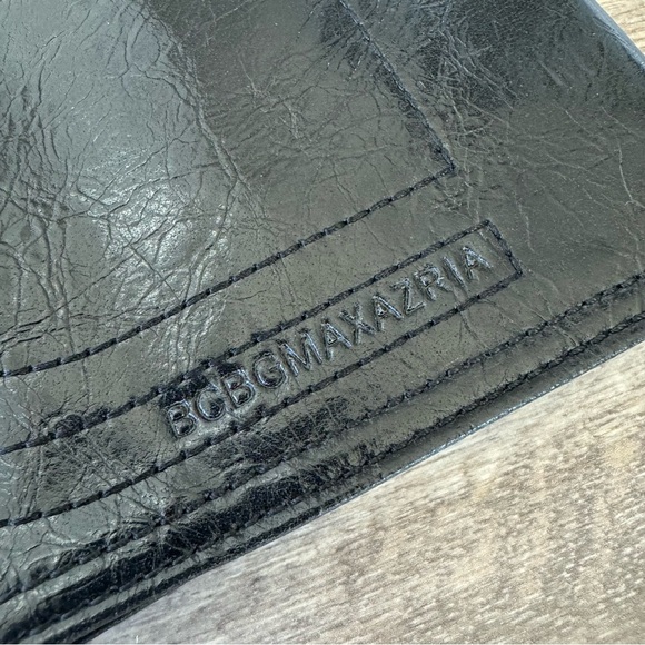 BCBGMAXAZRIA Black Tri-Fold Faux Leather Clutch/Pouch - Y2K Style - Picture 8 of 13